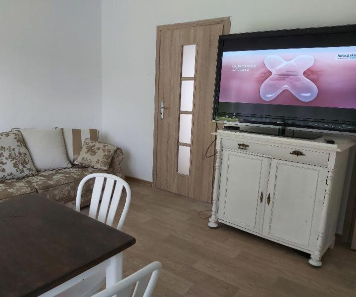 Willa Wieniotowo Apartamenty Przy Lesie I Plazy Ap Am Wald Und Strand Ustronie Morskie Kültér fotó